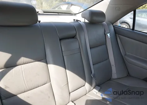 2002 Toyota Camry Xle from USA, damaged, VIN 4T1BE30K52U050400